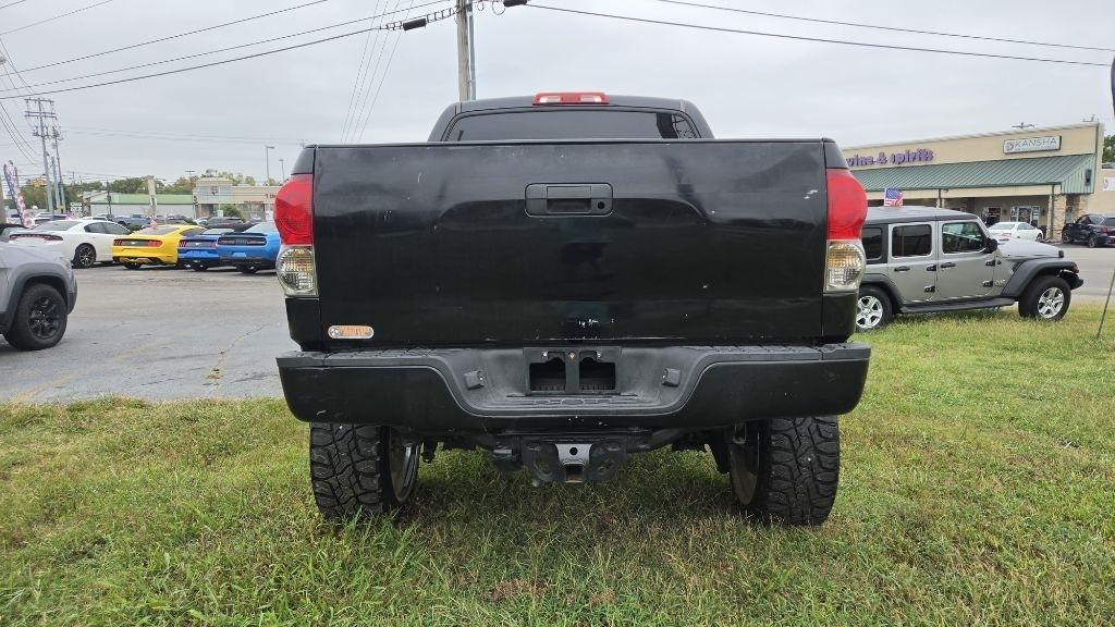 Toyota Tundra 4WD Truck CrewMax 5.7L FFV V8 6-Spd AT (Natl) 2009