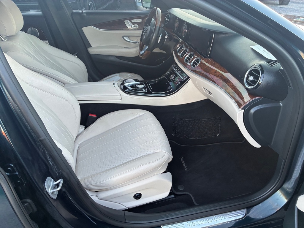 Mercedes-Benz E-Class E 300 Sport 4MATIC Sedan 2017 Mercedes-Benz E-Class E 300 Sport 4MATIC Sedan 2017
