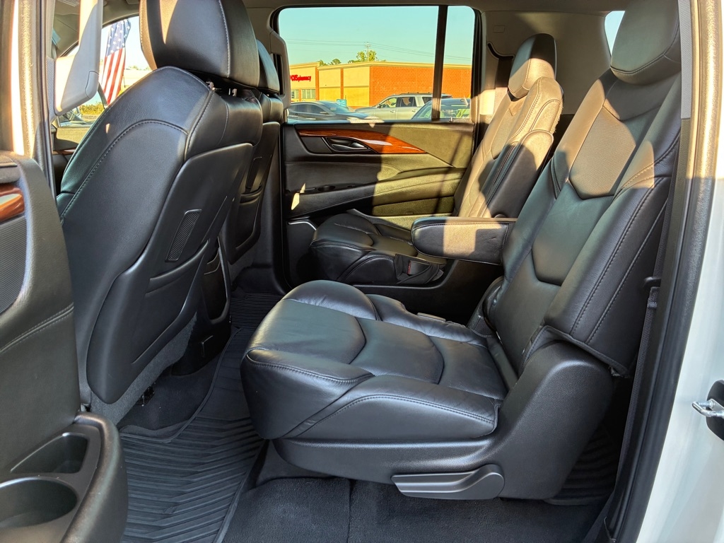 Cadillac Escalade ESV 4WD 4dr Luxury 2015 Cadillac Escalade ESV 4WD 4dr Luxury 2015