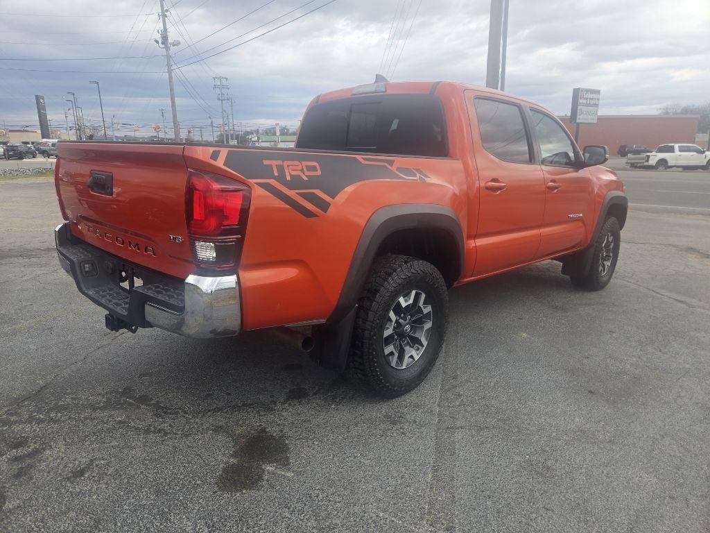 Toyota Tacoma  2018