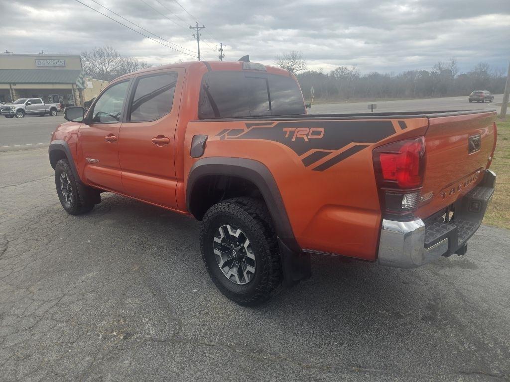 Toyota Tacoma  2018