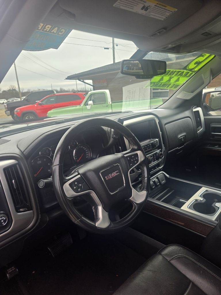 GMC Sierra 1500 4WD Crew Cab 143.5" SLT 2015
