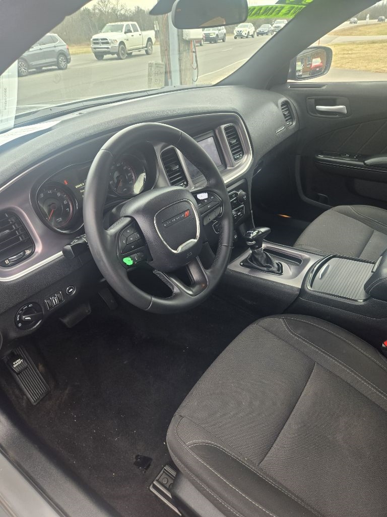 Dodge Charger SXT RWD 2019