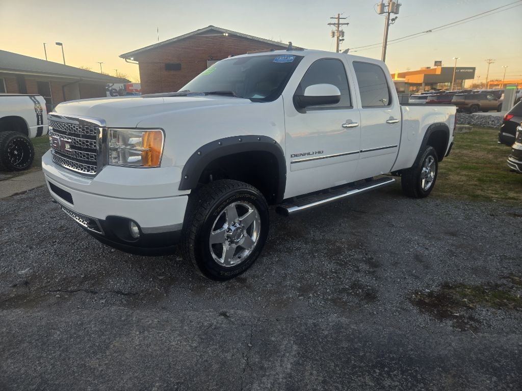 2012 GMC Sierra 2500HD 4WD Crew Cab 153.7" Denali