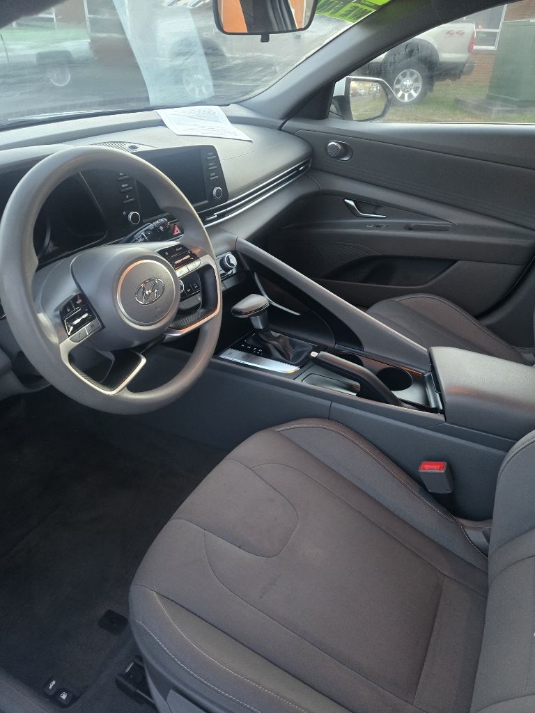 Hyundai Elantra SEL IVT 2023