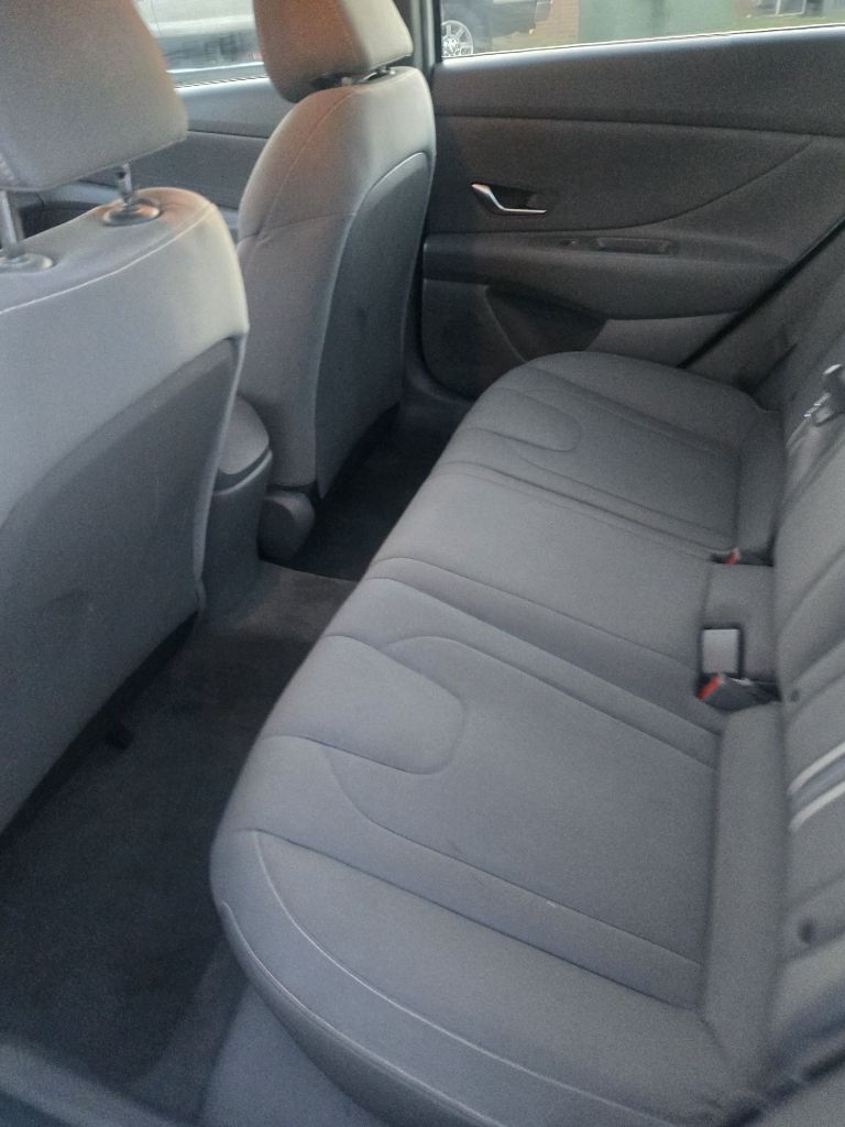 Hyundai Elantra SEL IVT 2023