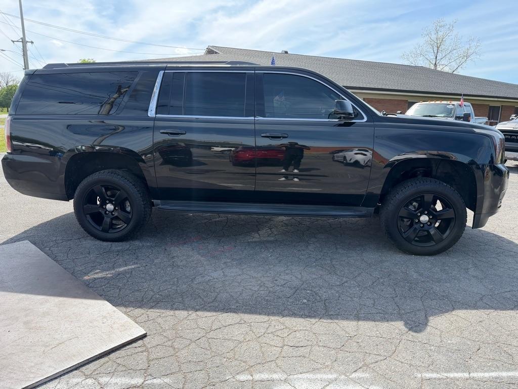 GMC Yukon XL 4WD 4dr SLE 2016