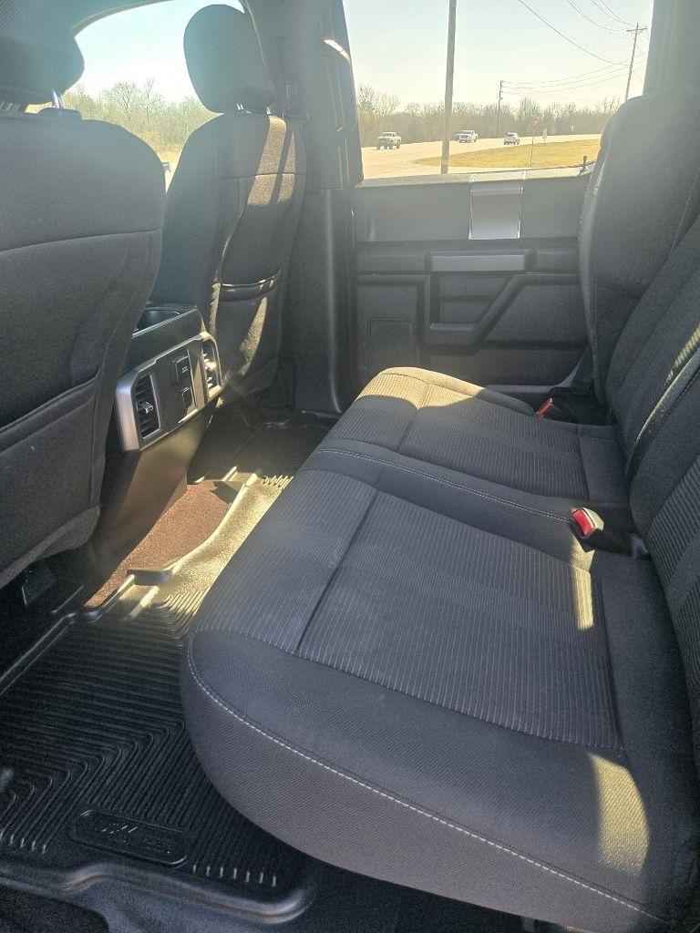 Ford F-150 2WD Reg Cab 126" XLT 2016