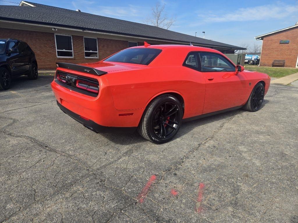 Dodge Challenger 2dr Cpe SRT Hellcat 2016