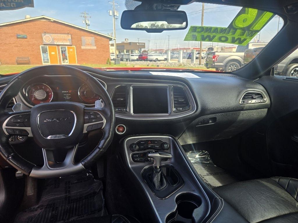 Dodge Challenger 2dr Cpe SRT Hellcat 2016