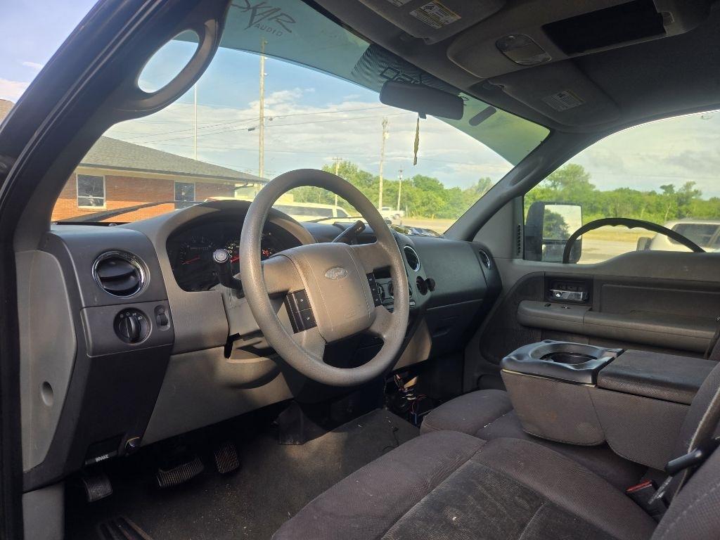 Ford F-150 Supercab 145" Lariat 4WD 2005