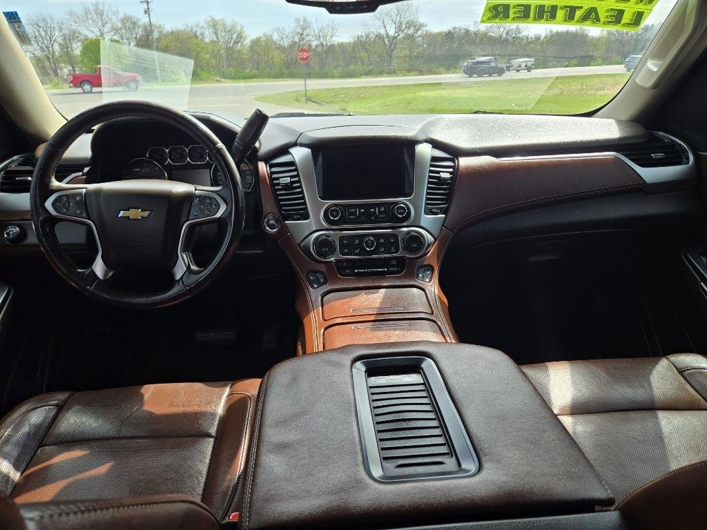 Chevrolet Suburban 2WD 4dr LTZ 2015