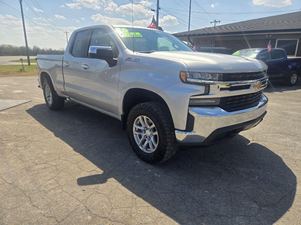Chevrolet Silverado 1500 4WD Double Cab 147" LT 2020