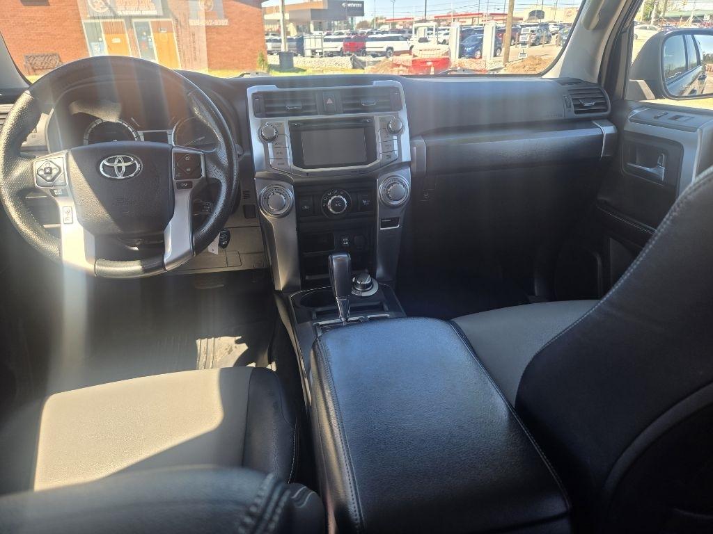 Toyota 4Runner 4WD 4dr V6 Trail Premium (Natl) 2016