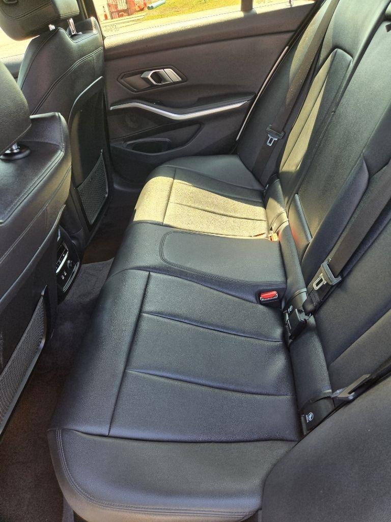 BMW 3 Series 330i Sedan 2019