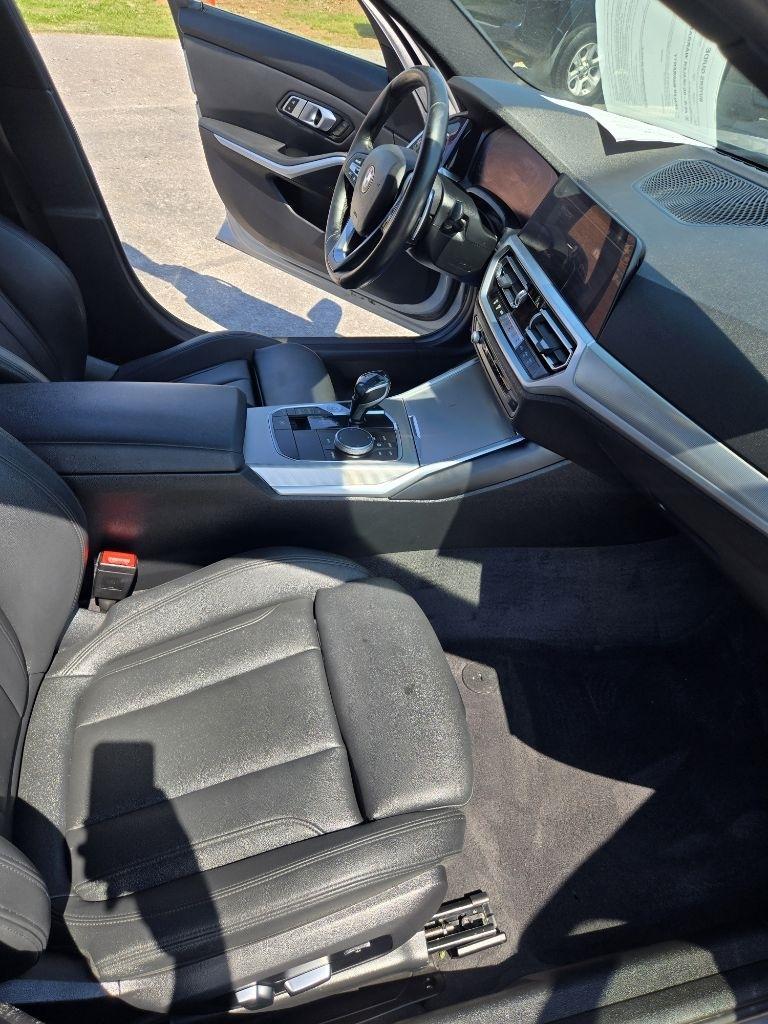 BMW 3 Series 330i Sedan 2019