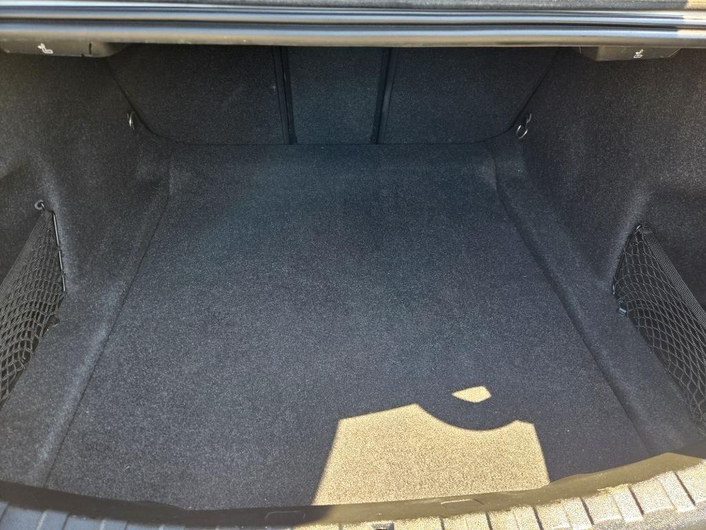 BMW 3 Series 330i Sedan 2019