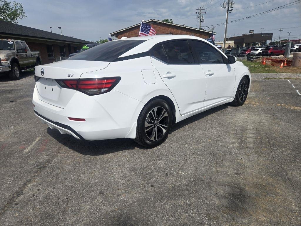 Nissan Sentra SV CVT 2021