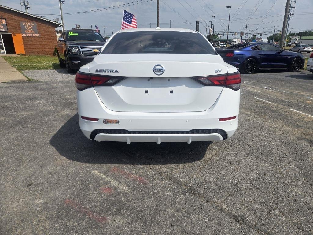 Nissan Sentra SV CVT 2021
