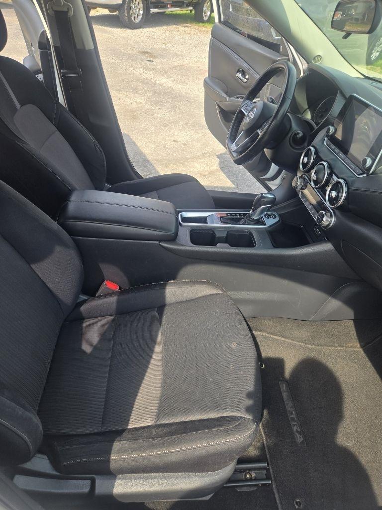 Nissan Sentra SV CVT 2021