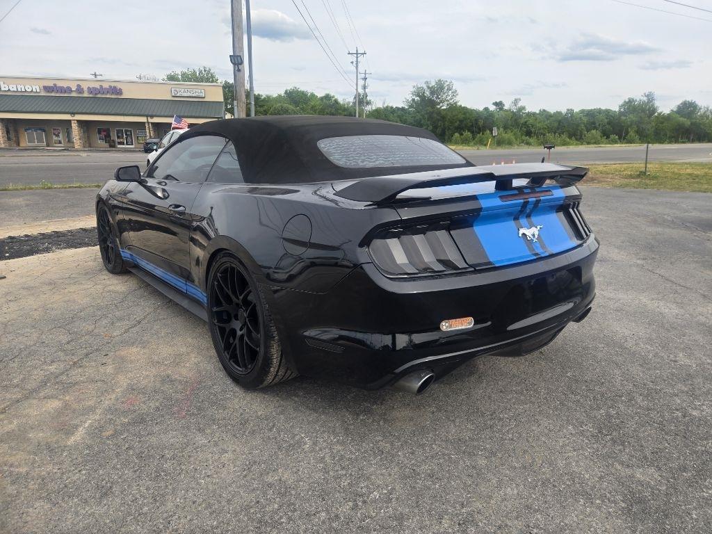 Ford Mustang 2dr Conv V6 2015