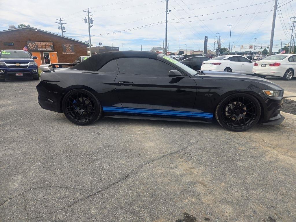 Ford Mustang 2dr Conv V6 2015