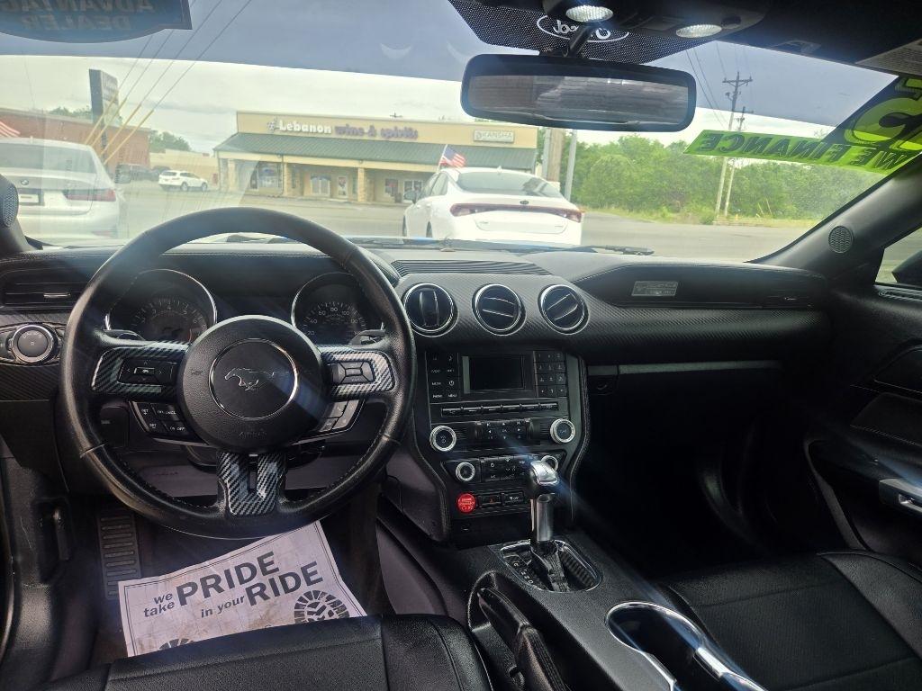 Ford Mustang 2dr Conv V6 2015