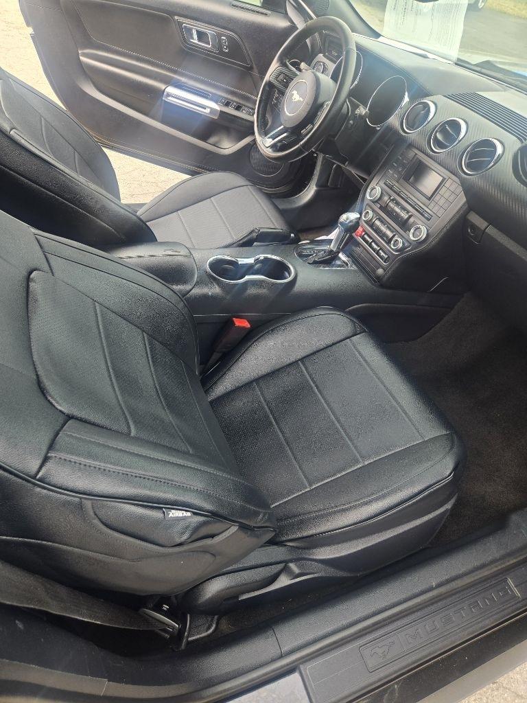 Ford Mustang 2dr Conv V6 2015