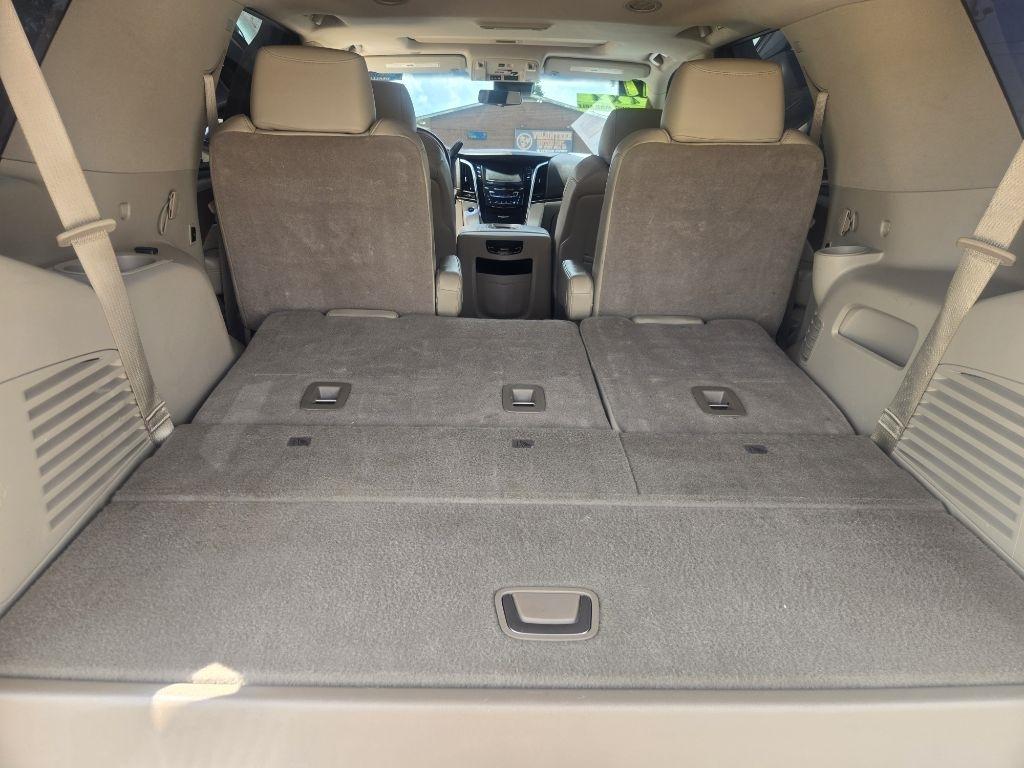 Cadillac Escalade Luxury 4WD 2017