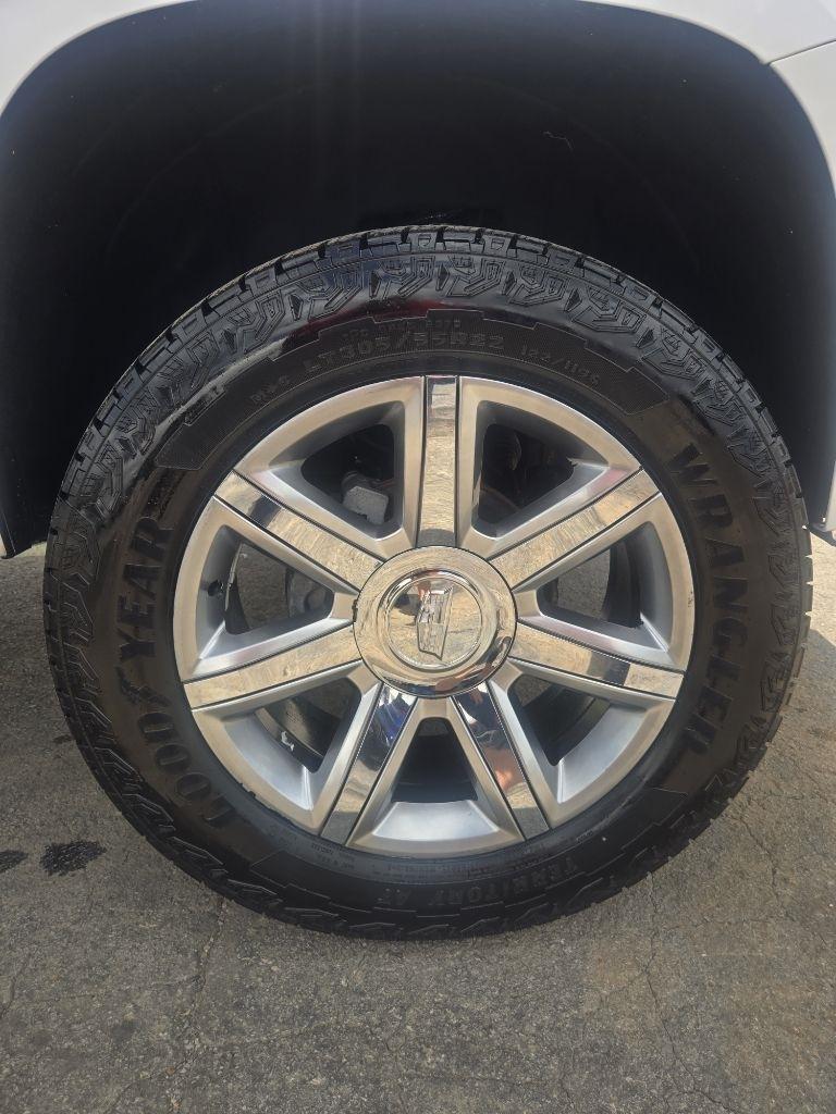 Cadillac Escalade Luxury 4WD 2017