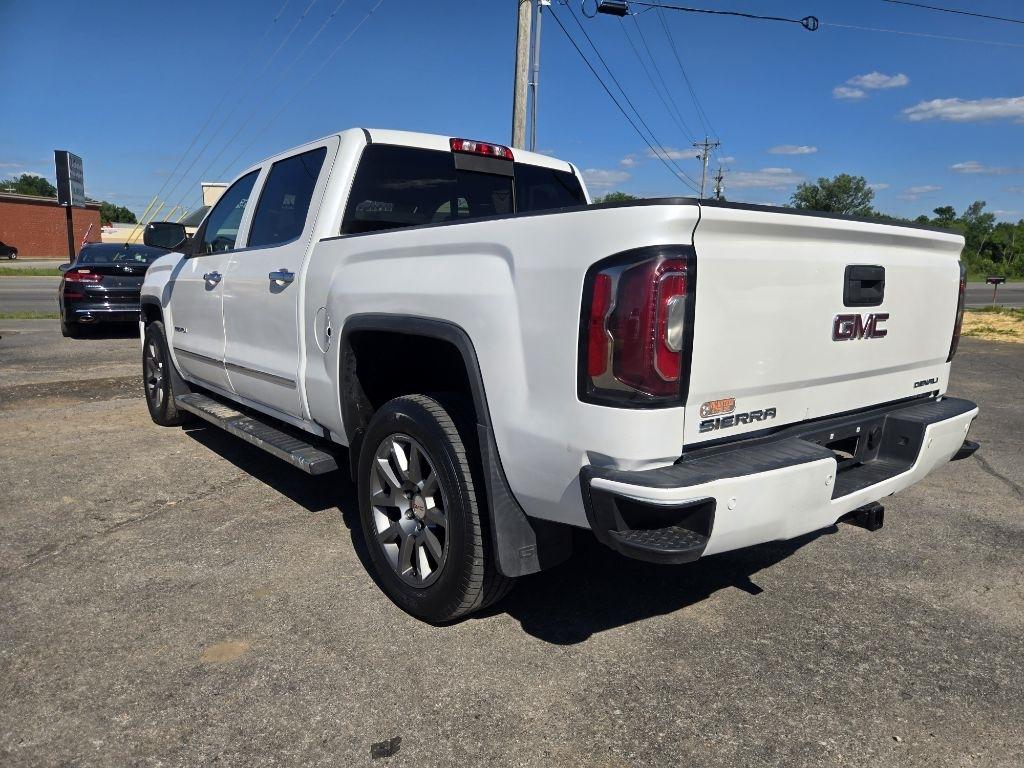GMC Sierra 1500 Denali Crew Cab Long Box 4WD 2016