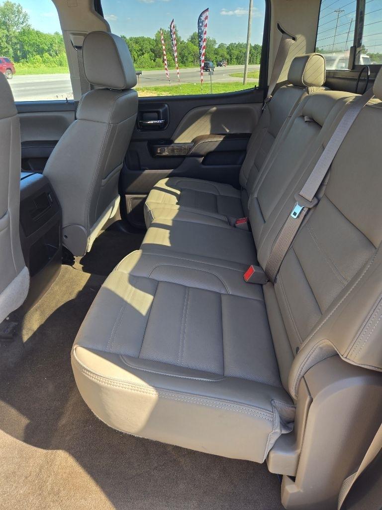GMC Sierra 1500 Denali Crew Cab Long Box 4WD 2016