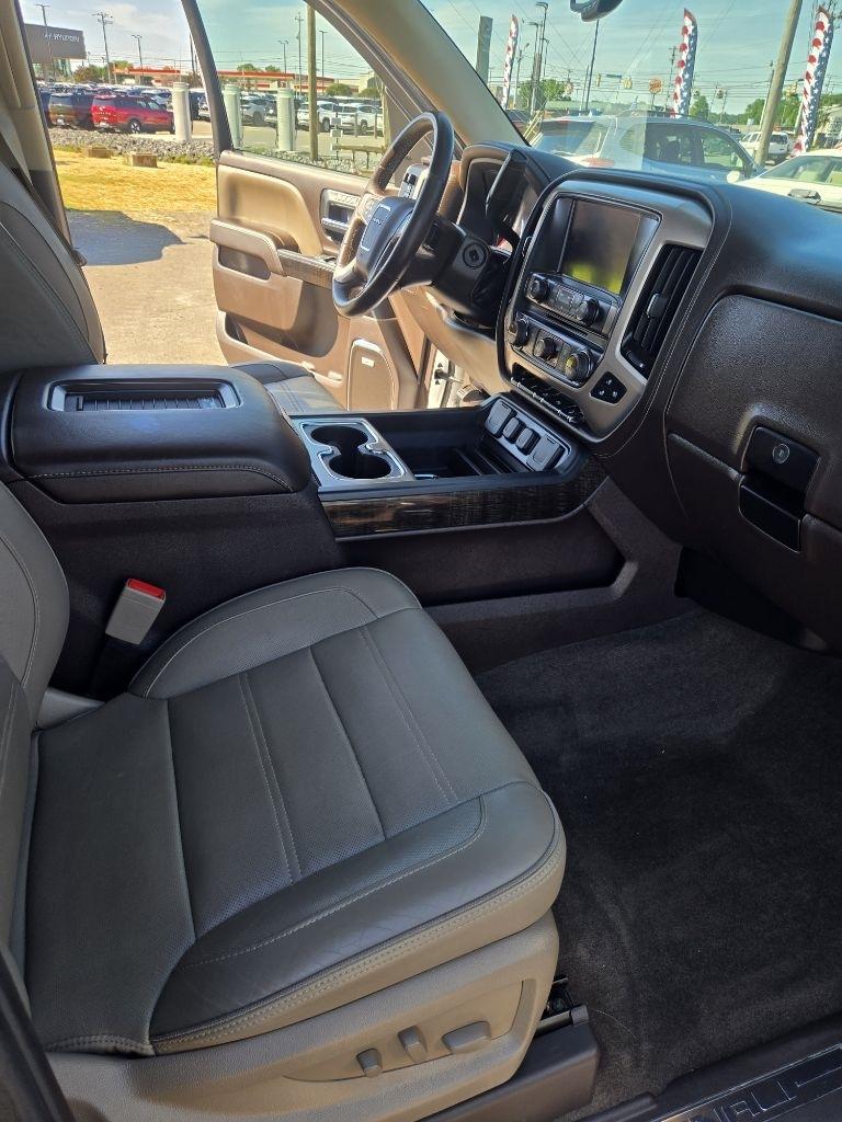GMC Sierra 1500 Denali Crew Cab Long Box 4WD 2016