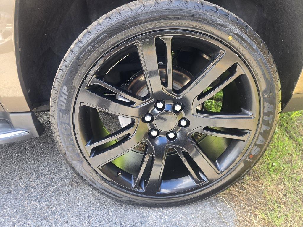 Cadillac Escalade ESV 2WD Luxury 2016