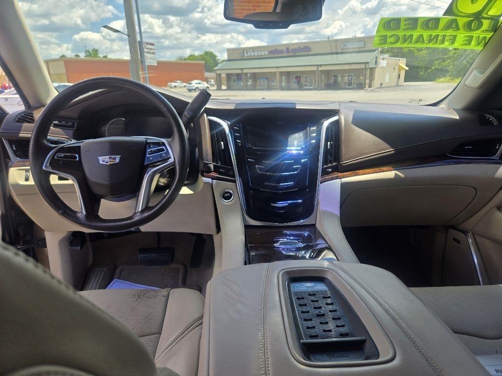 Cadillac Escalade ESV 2WD Luxury 2016