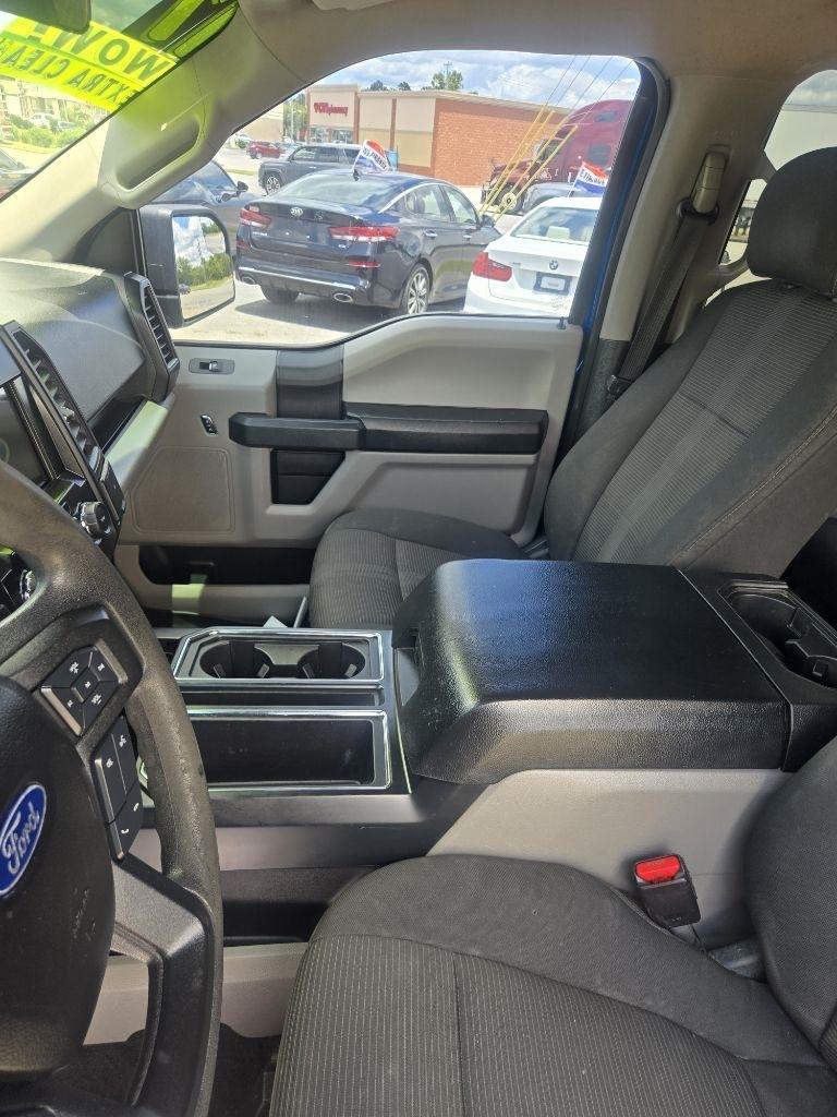 Ford F-150 XL SuperCrew 5.5-ft. Bed 2WD 2017