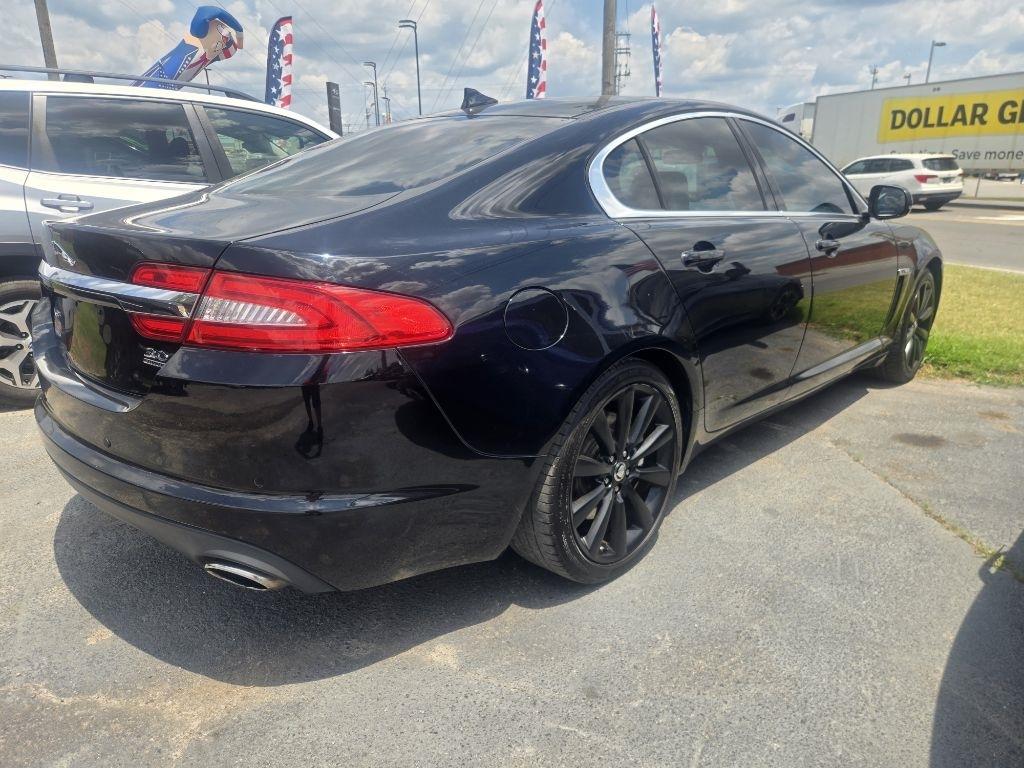 Jaguar XF-Series XF 3.0L V6 SC AWD 2013