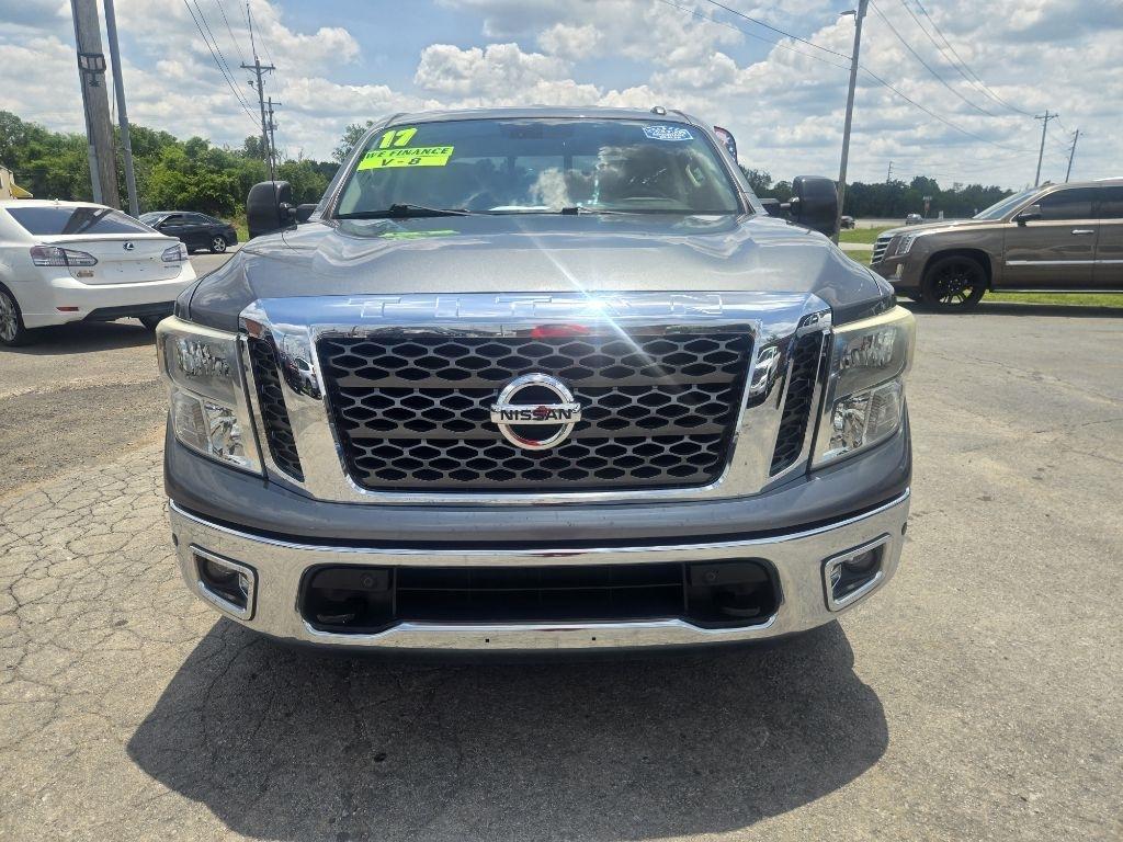 Nissan Titan SV Crew Cab 2WD 2017