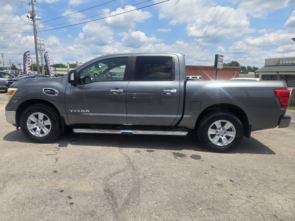 Nissan Titan SV Crew Cab 2WD 2017