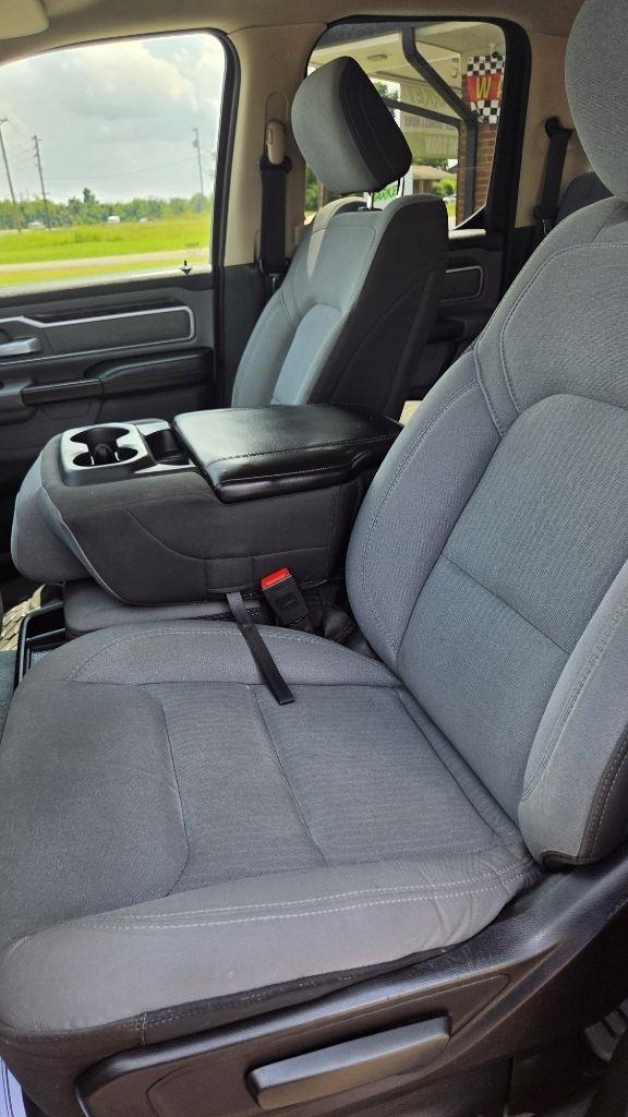RAM 1500 Big Horn Quad Cab 4WD 2019