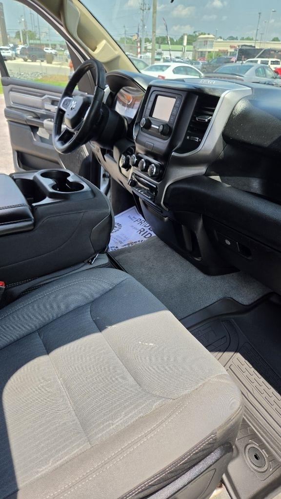 RAM 1500 Big Horn Quad Cab 4WD 2019