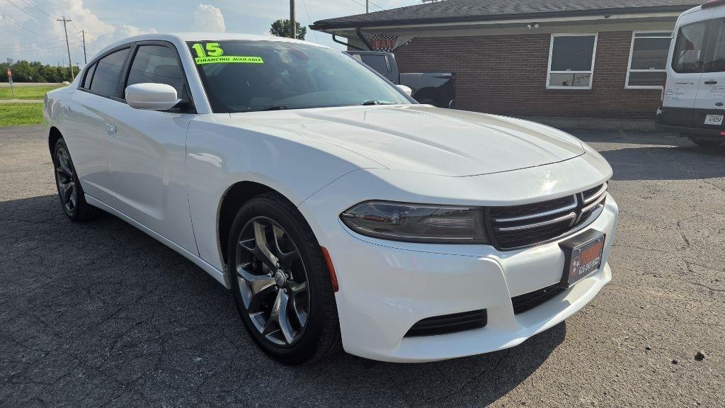 Dodge Charger SE 2015