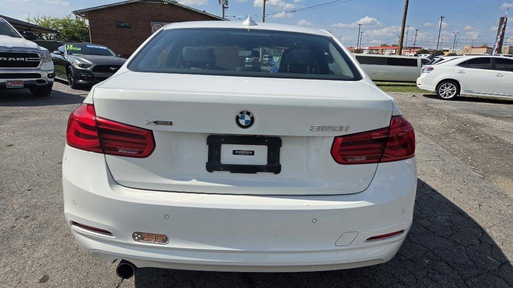 BMW 3-Series 320i xDrive Sedan 2018
