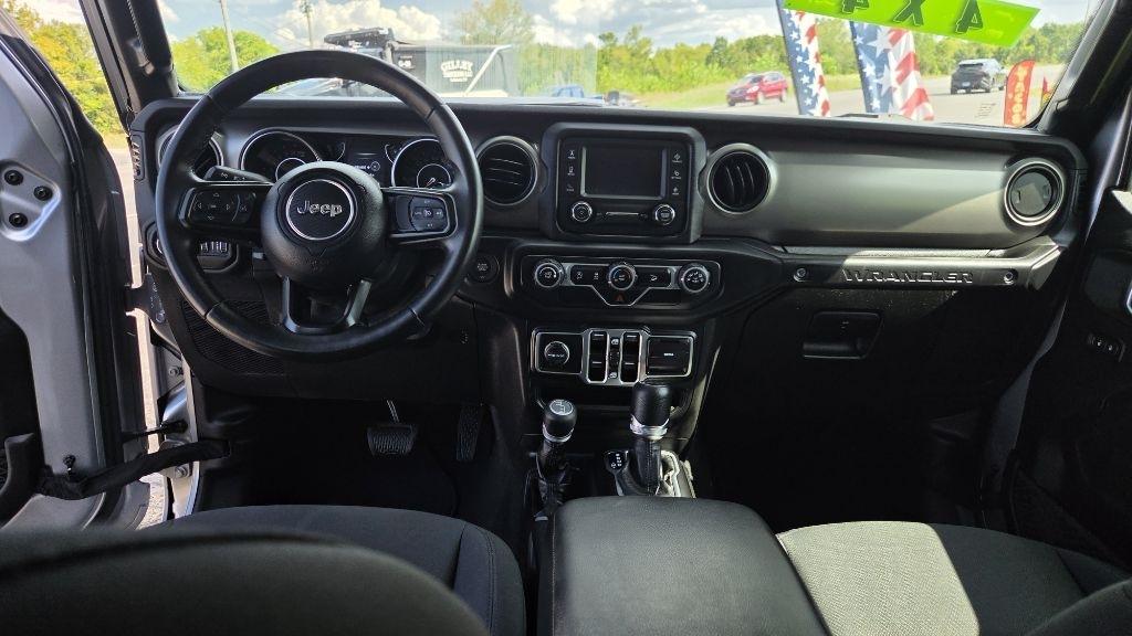 Jeep Wrangler Unlimited Sport 2018