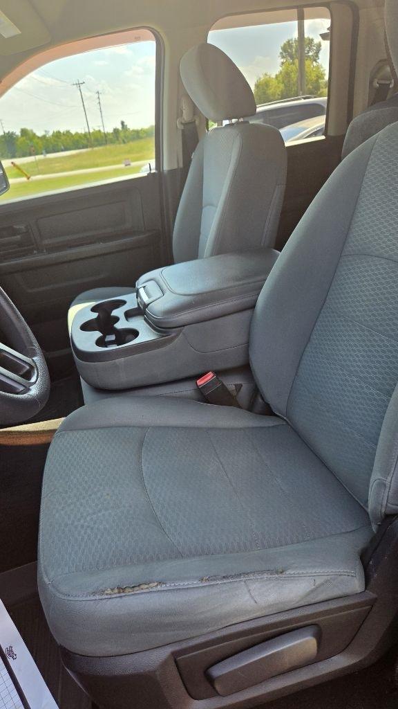 RAM 1500 Tradesman Quad Cab 4WD 2018