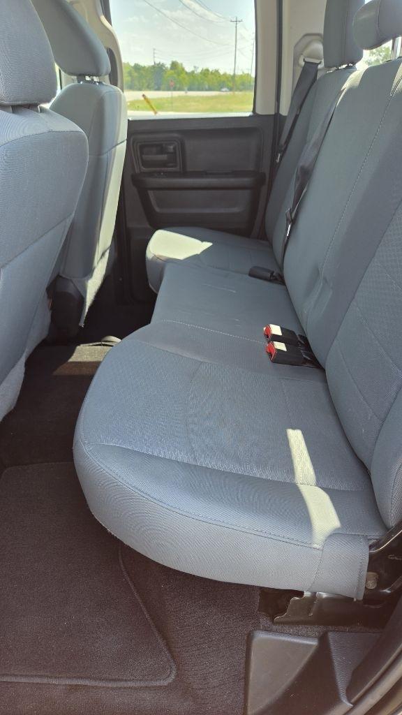 RAM 1500 Tradesman Quad Cab 4WD 2018