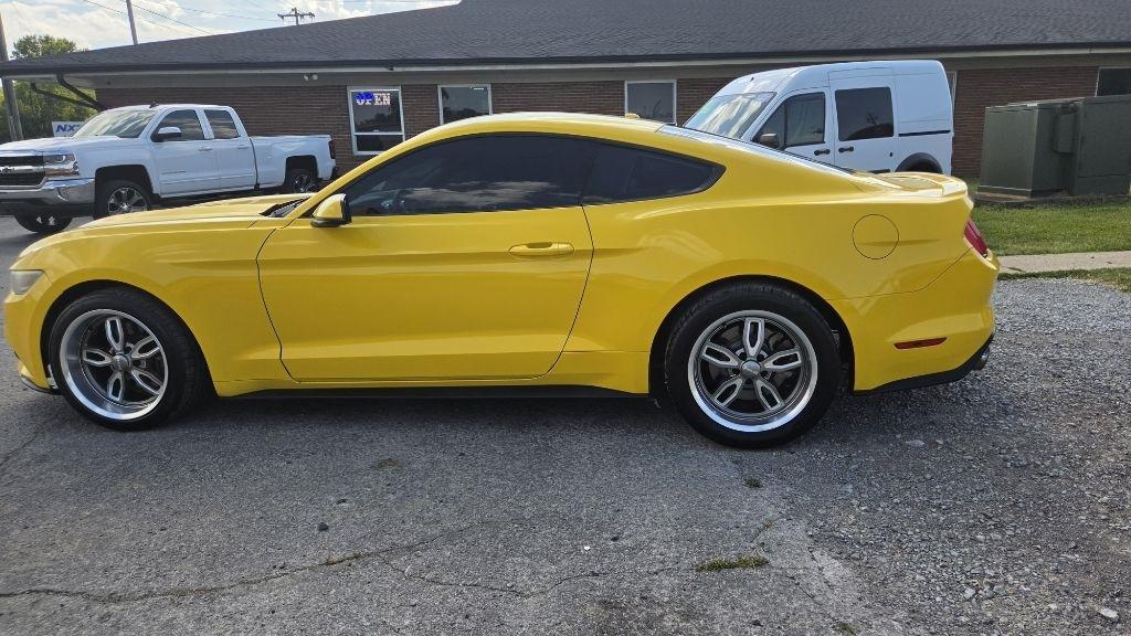 Ford Mustang EcoBoost Premium Coupe 2015