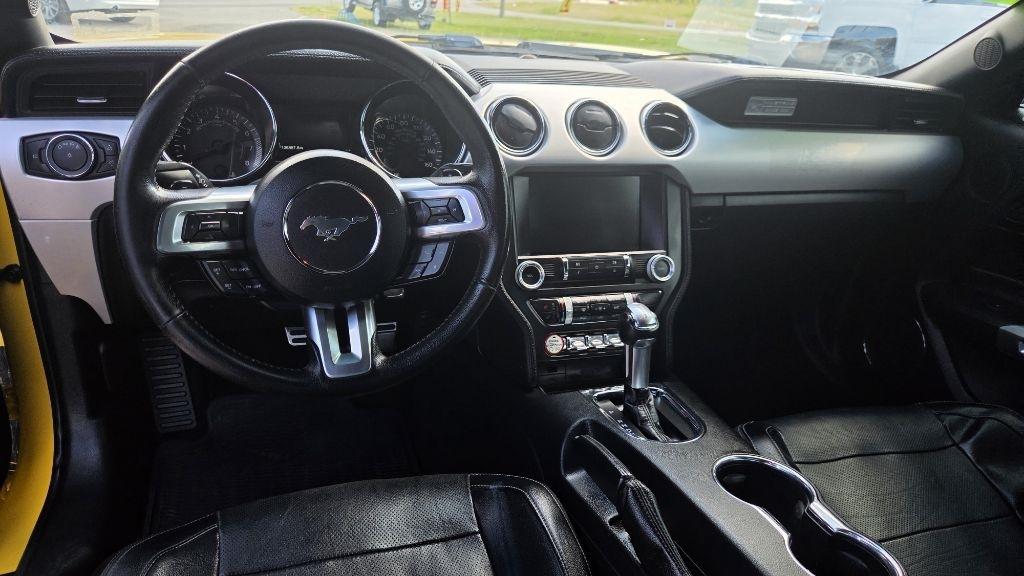 Ford Mustang EcoBoost Premium Coupe 2015