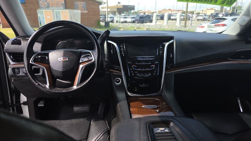 Cadillac Escalade Standard 2WD 2018