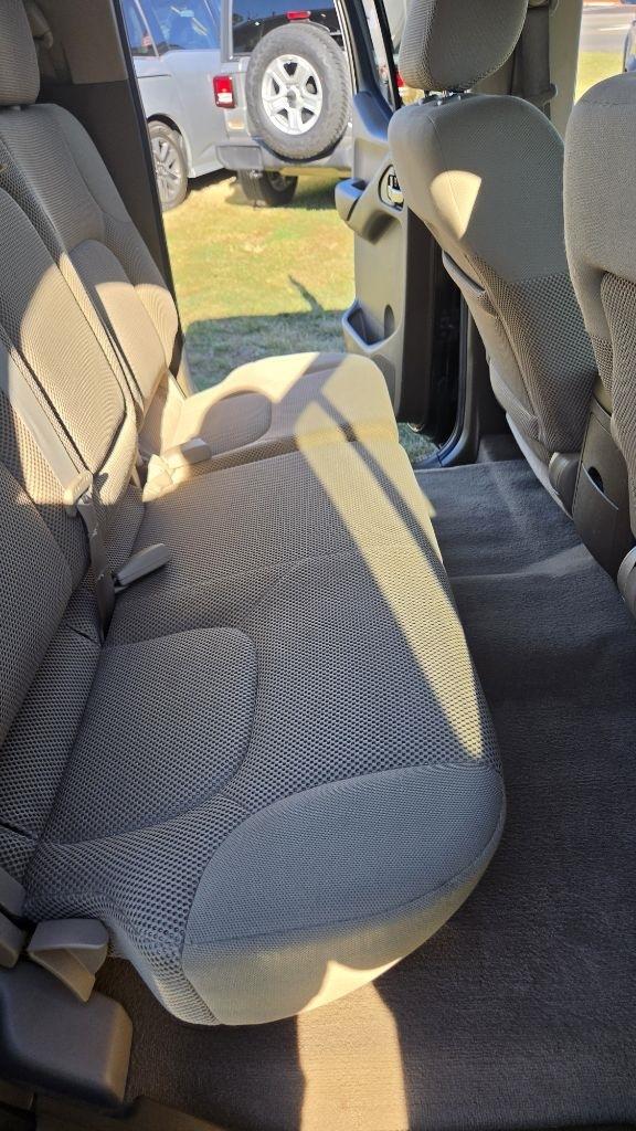 Nissan Frontier SE Crew Cab 4WD 2007